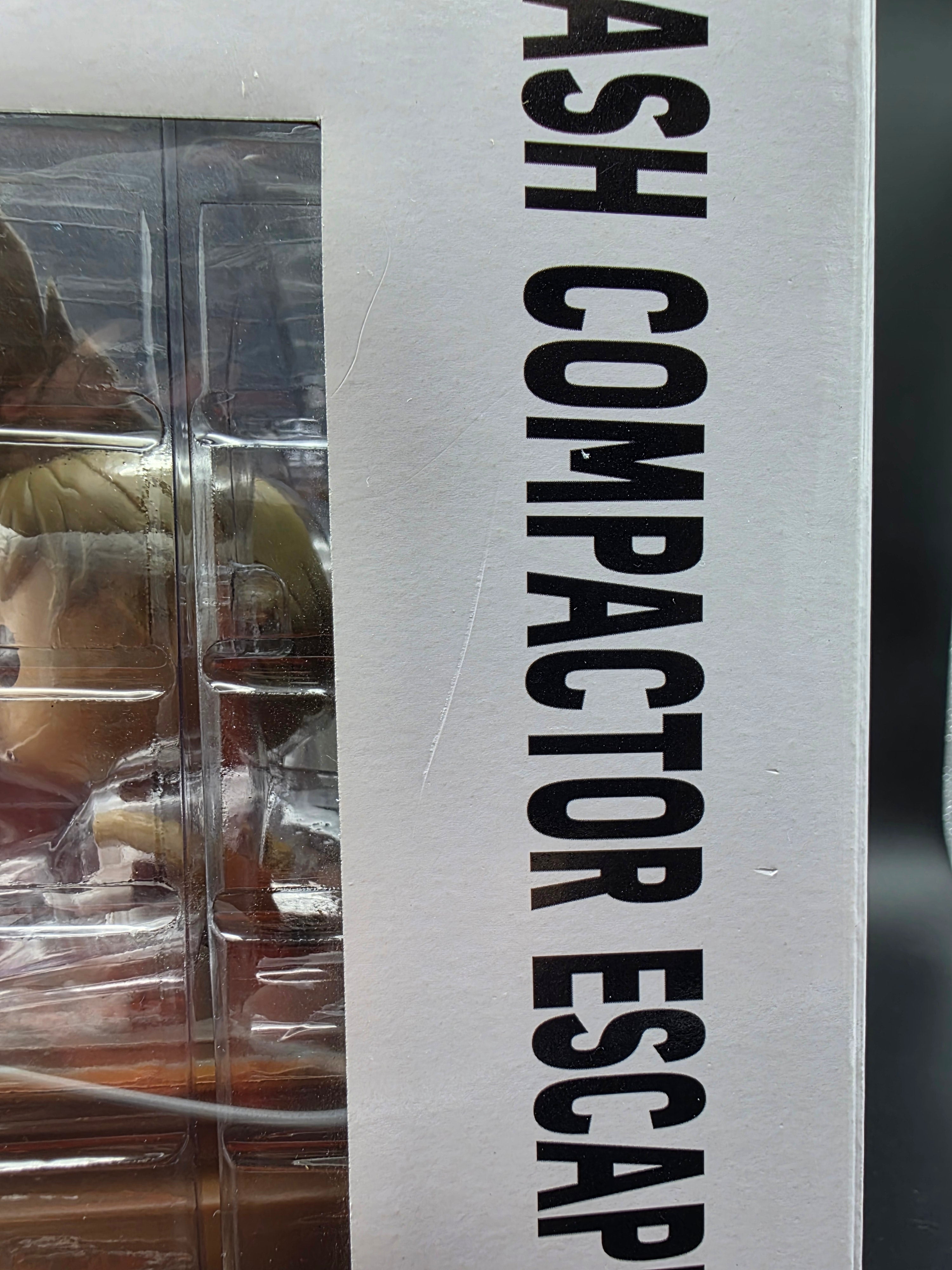 No. 224 Star Wars Trash Compactor Escape Moment Exclusive